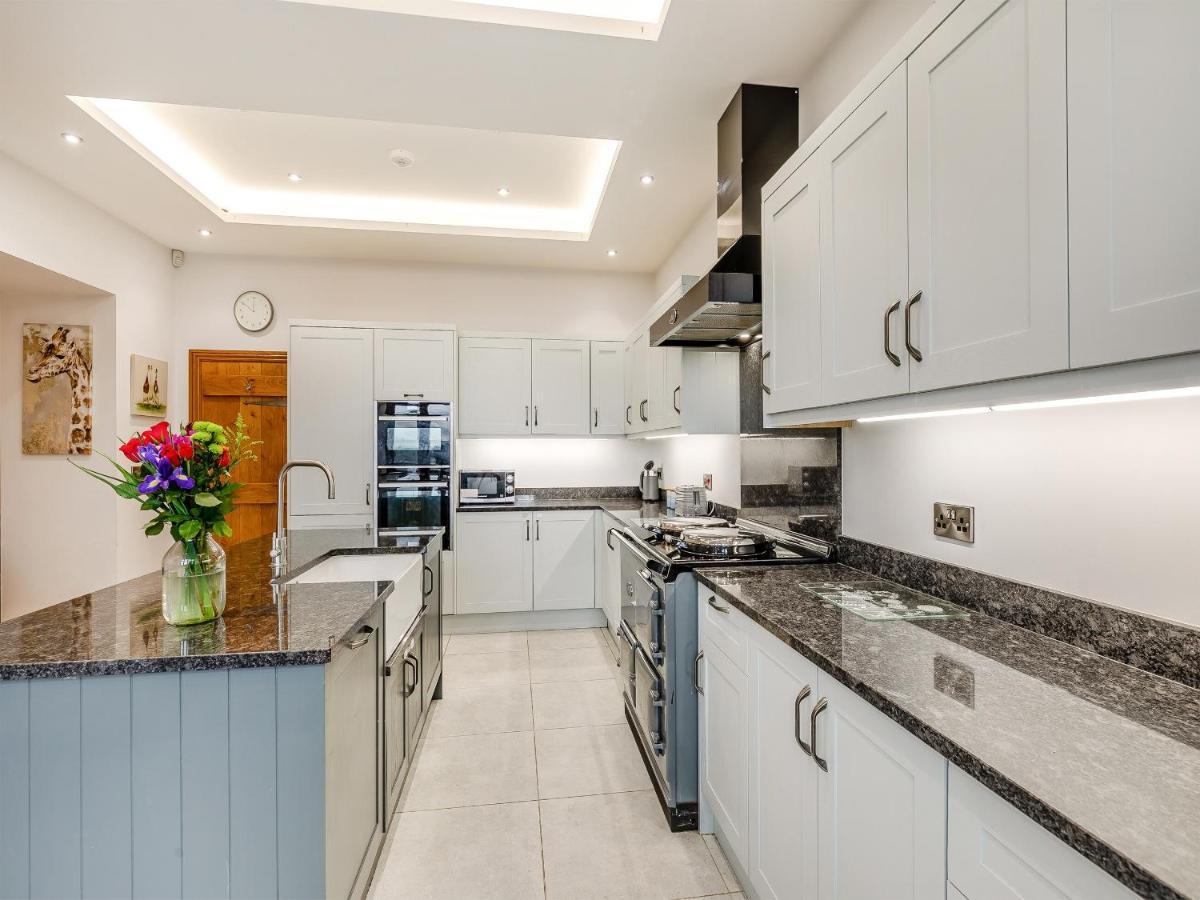 Buntingfield Farmhouse Villa Ashover Exterior photo